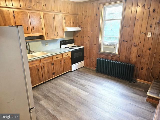 532 E FREEDOM AVE, Burnham, PA 17009