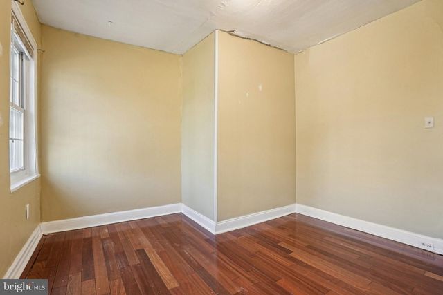 1527 EARL ST, Philadelphia, PA 19125