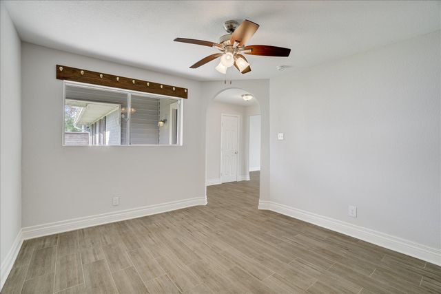 3205 Cemetery Road, Santa Fe, TX 77517