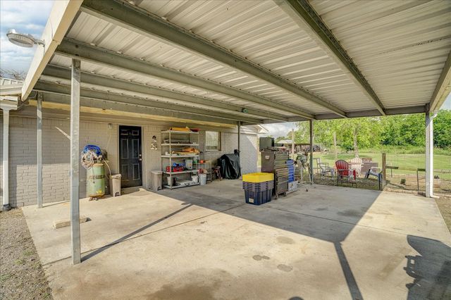 3205 Cemetery Road, Santa Fe, TX 77517