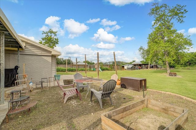 3205 Cemetery Road, Santa Fe, TX 77517