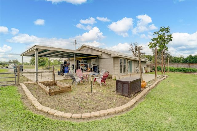 3205 Cemetery Road, Santa Fe, TX 77517