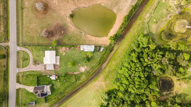 3205 Cemetery Road, Santa Fe, TX 77517