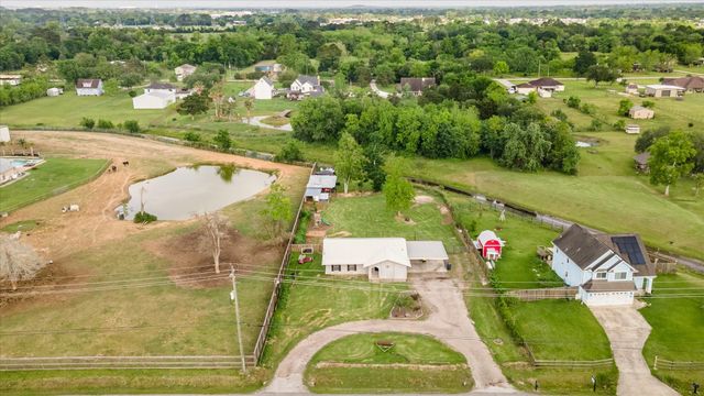 3205 Cemetery Road, Santa Fe, TX 77517