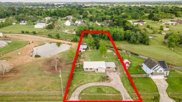 3205 Cemetery Road, Santa Fe, TX 77517