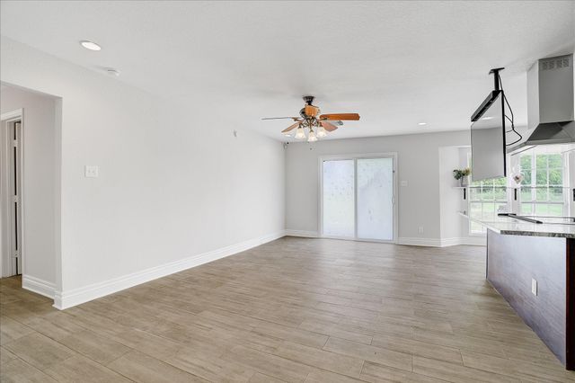 3205 Cemetery Road, Santa Fe, TX 77517