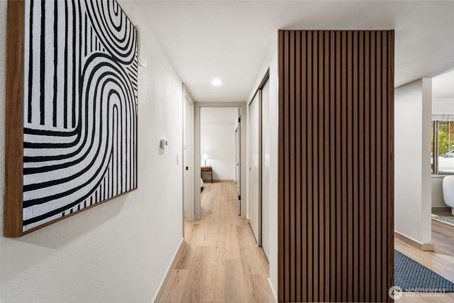 6714 Husky Way SE, Lacey, WA 98503