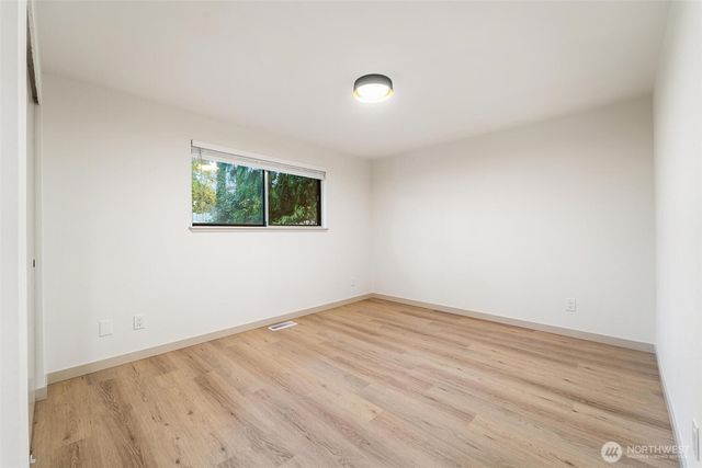 6714 Husky Way SE, Lacey, WA 98503