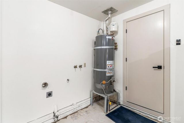 6714 Husky Way SE, Lacey, WA 98503