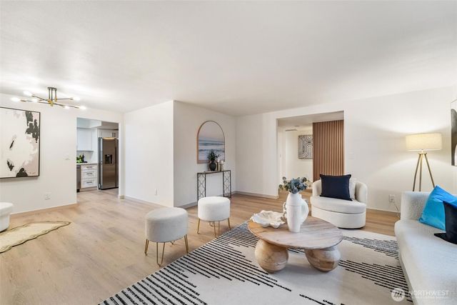 6714 Husky Way SE, Lacey, WA 98503