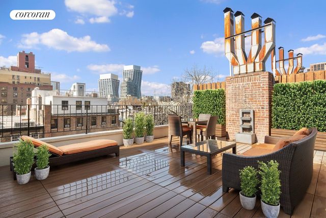 434 W 23RD Street E, New York City, NY 10011