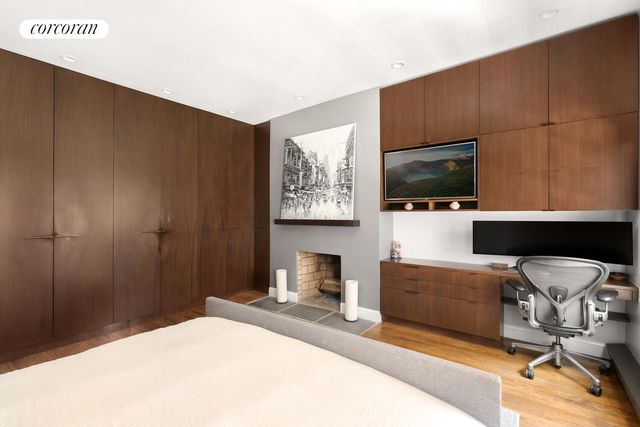 434 W 23RD Street E, New York City, NY 10011