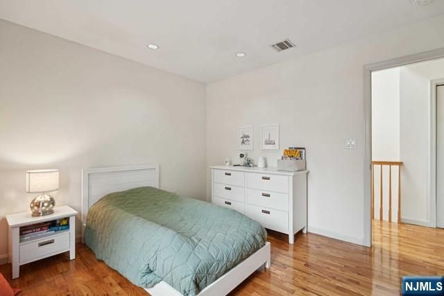 75 Myrtle Avenue 1, Edgewater, NJ 07020