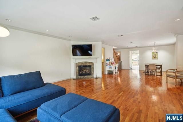 75 Myrtle Avenue 1, Edgewater, NJ 07020
