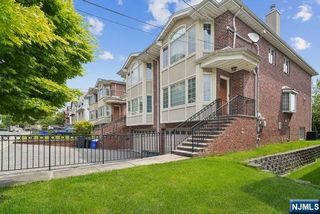 75 Myrtle Avenue 1, Edgewater, NJ 07020