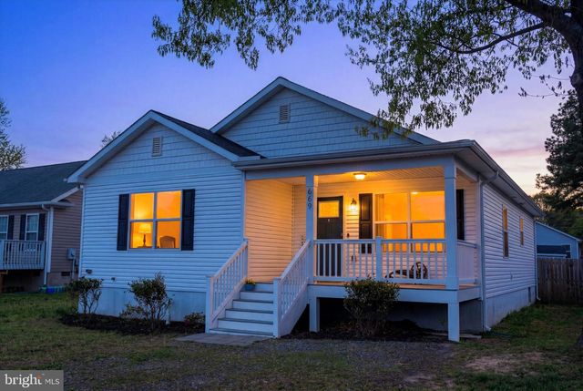 669 LAKEVIEW DR, Colonial Beach, VA 22443