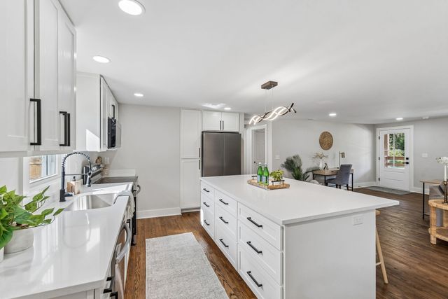 1871 Grimball Road, Charleston, SC 29412