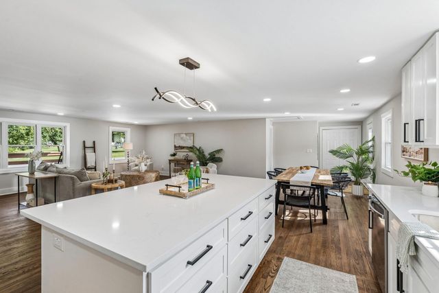1871 Grimball Road, Charleston, SC 29412