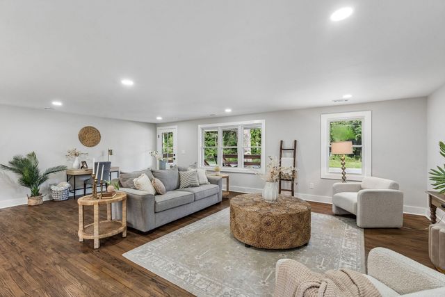 1871 Grimball Road, Charleston, SC 29412