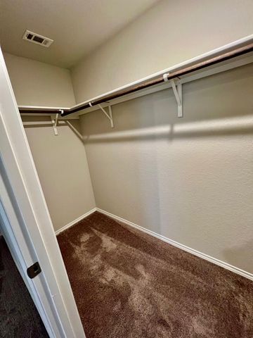 1906 Fieldfare ST, New Braunfels, TX 78130