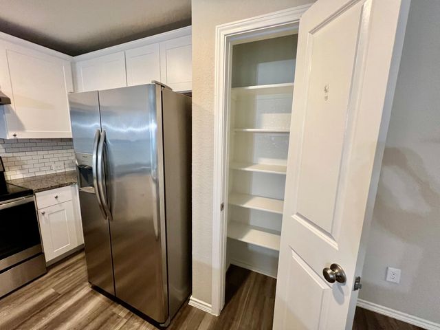 1906 Fieldfare ST, New Braunfels, TX 78130