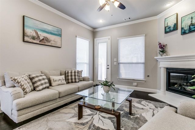 3901 Bentley Drive, Bedford, TX 76021