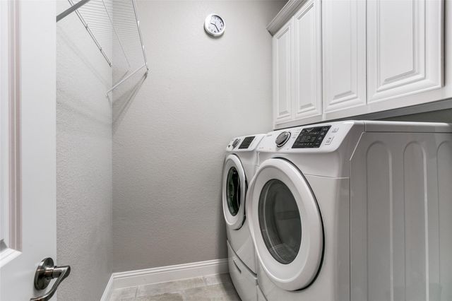3901 Bentley Drive, Bedford, TX 76021