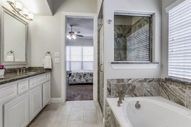 3901 Bentley Drive, Bedford, TX 76021