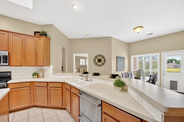 1369 Royal Oaks Drive, Frisco, TX 75036