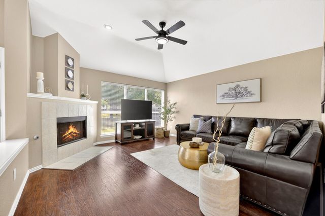 1369 Royal Oaks Drive, Frisco, TX 75036