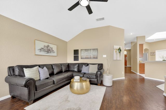 1369 Royal Oaks Drive, Frisco, TX 75036