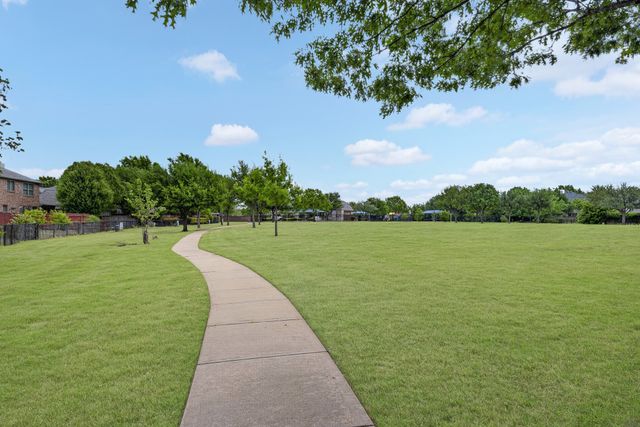 1369 Royal Oaks Drive, Frisco, TX 75036