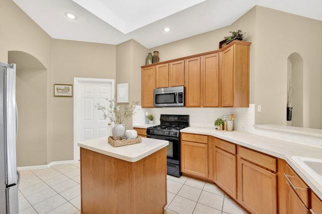 1369 Royal Oaks Drive, Frisco, TX 75036