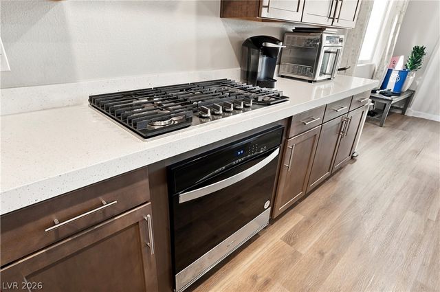 7665 Serenity Bay Lane, North Las Vegas, NV 89084