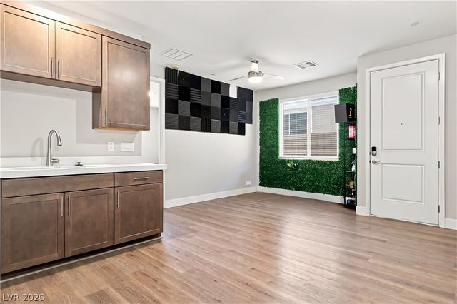 7665 Serenity Bay Lane, North Las Vegas, NV 89084