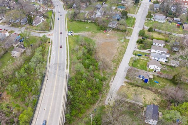 9827 E Independence Avenue, Independence, MO 64053