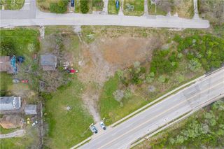 9827 E Independence Avenue, Independence, MO 64053