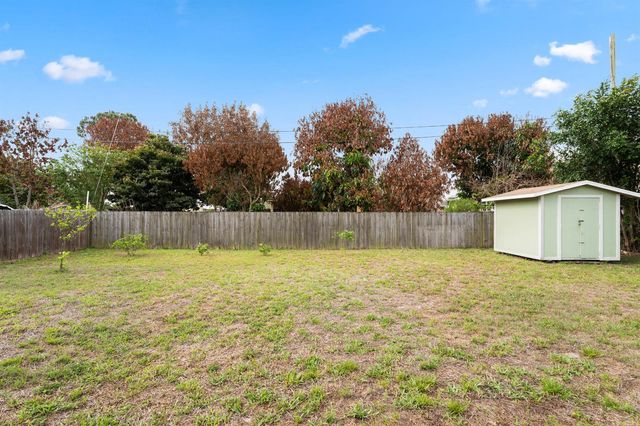 452 SW David Terrace, Port St. Lucie, FL 34953