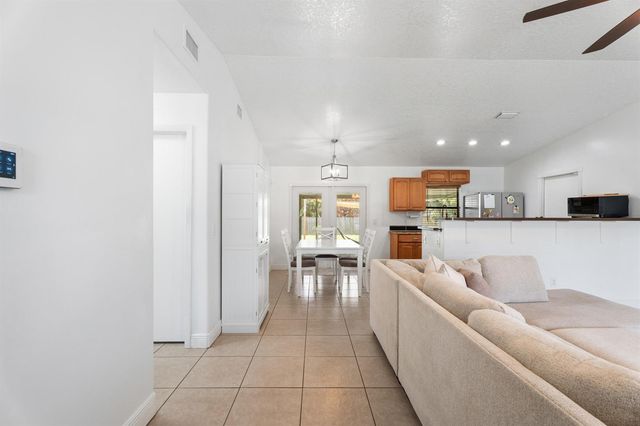 452 SW David Terrace, Port St. Lucie, FL 34953