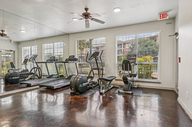 700 Timber Oaks Lane, Grand Prairie, TX 75051