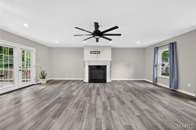 11 Highland Drive, St Charles, MO 63303
