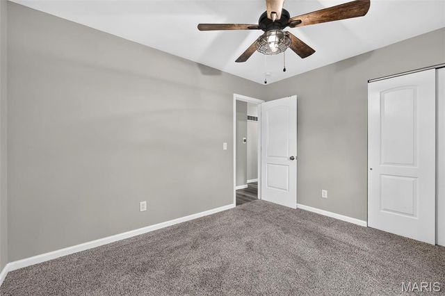 11 Highland Drive, St Charles, MO 63303