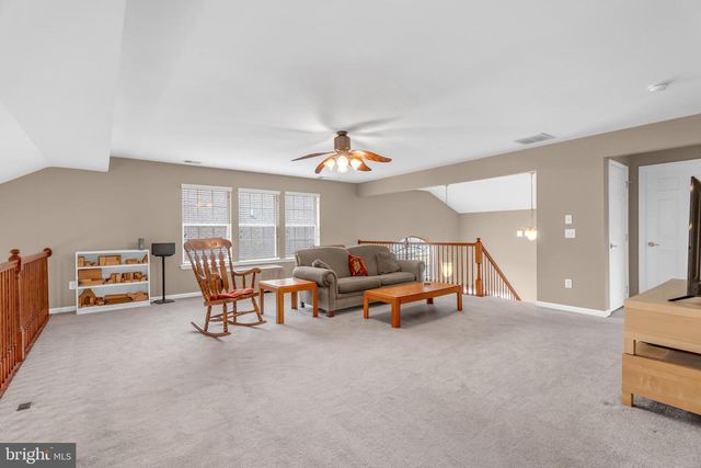 14 HIGHLAND CT, Swedesboro, NJ 08085