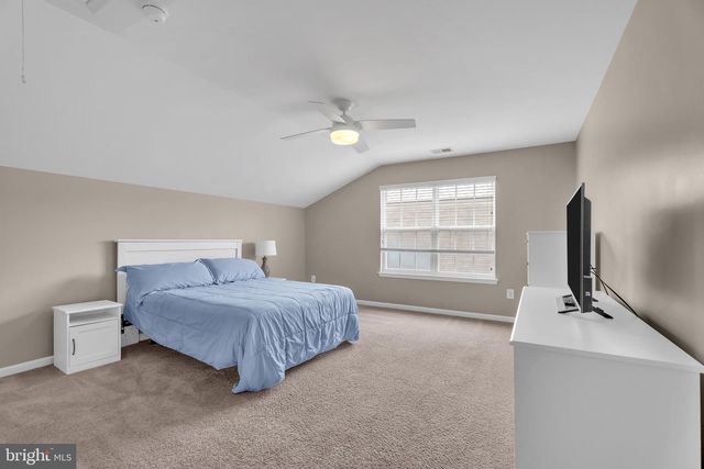 14 HIGHLAND CT, Swedesboro, NJ 08085