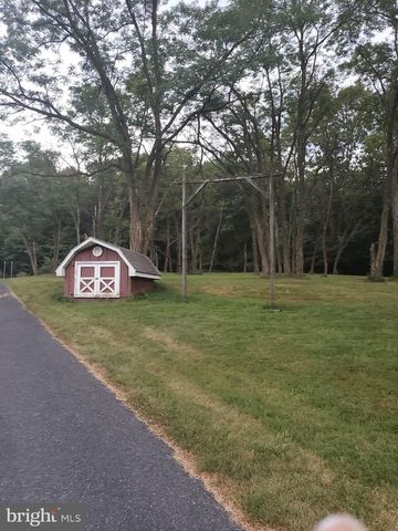 111 IDLE RD, Marysville, PA 17053