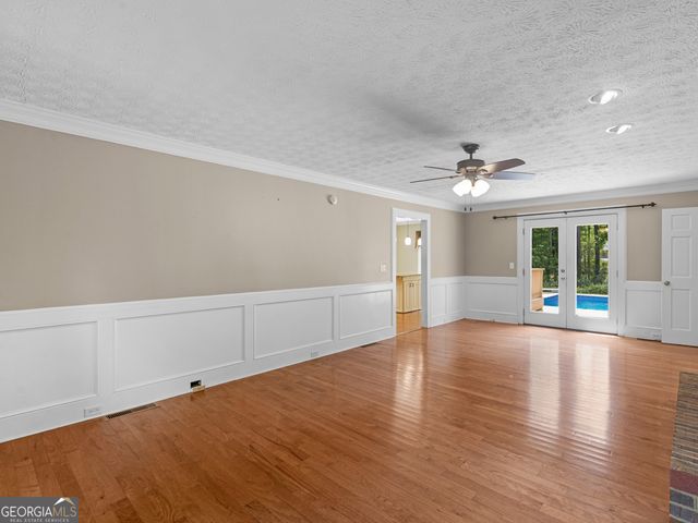 8601 N Shore Drive, Jonesboro, GA 30236