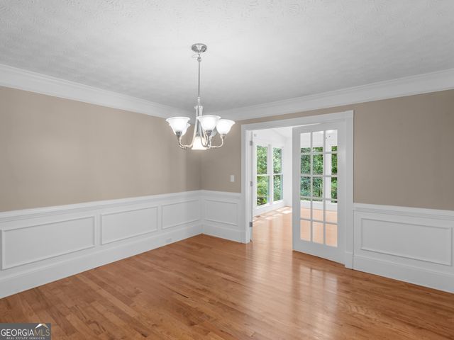 8601 N Shore Drive, Jonesboro, GA 30236