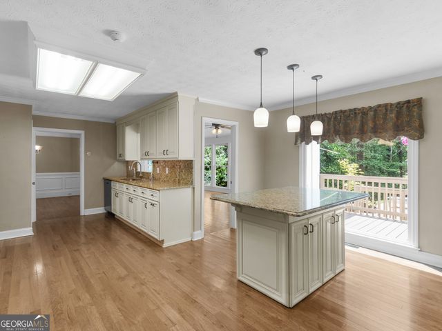 8601 N Shore Drive, Jonesboro, GA 30236