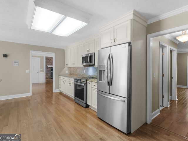 8601 N Shore Drive, Jonesboro, GA 30236
