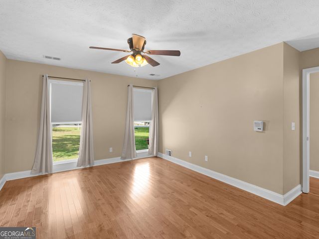 8601 N Shore Drive, Jonesboro, GA 30236